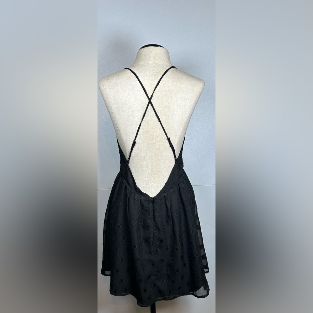 Molly Green Chic Black Mini Sundress w/Criss Cross Back. Size Large. - Picture 3 of 9